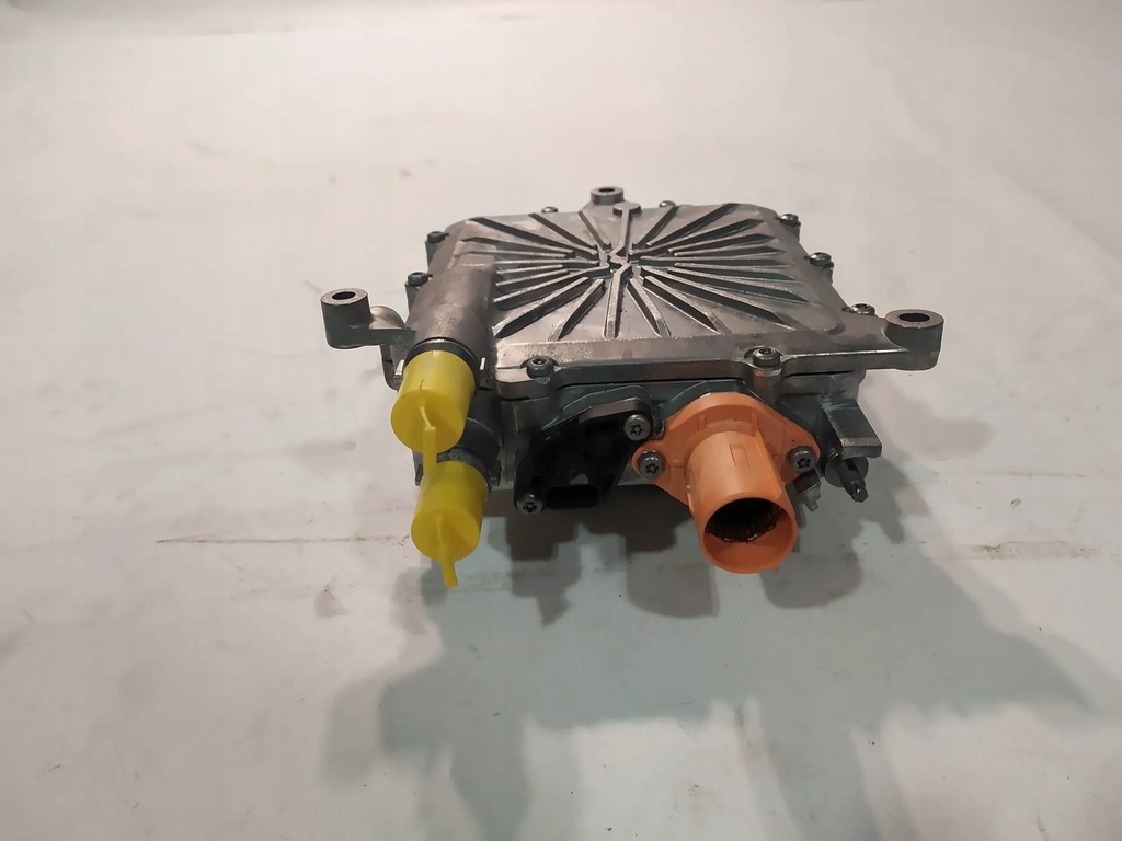 фото №10, Электрический нагреватель проточный webasto bmw 7 g70 i7 xdrive60 lim ece