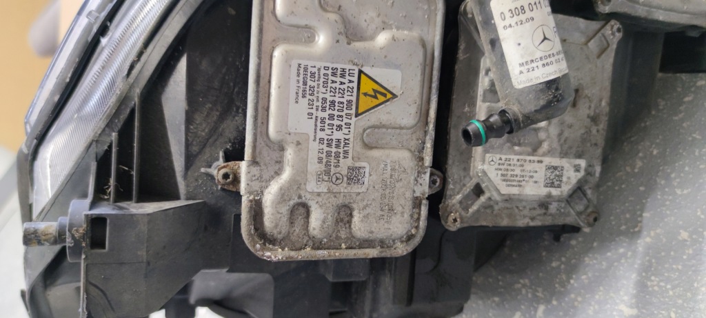 фото №9, Mercedes w221 лампа права передня ксенон lift uk