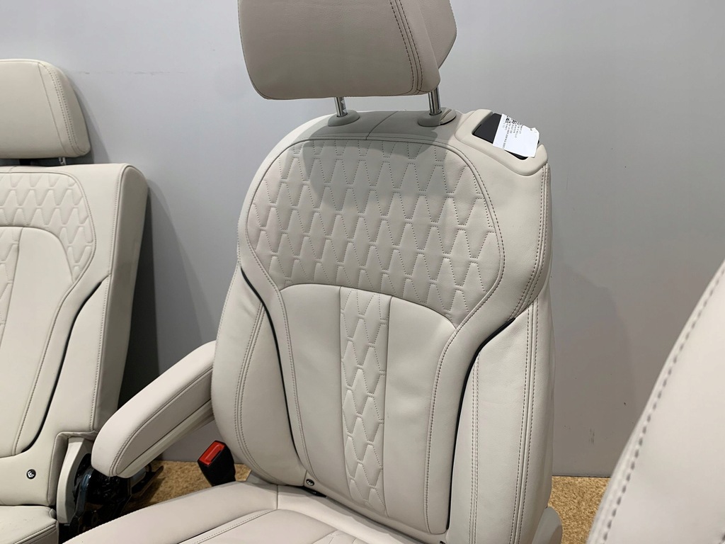 фото №5, Bmw x7 g07 сидіння салон вентиляція масаж bowers 6 осіб