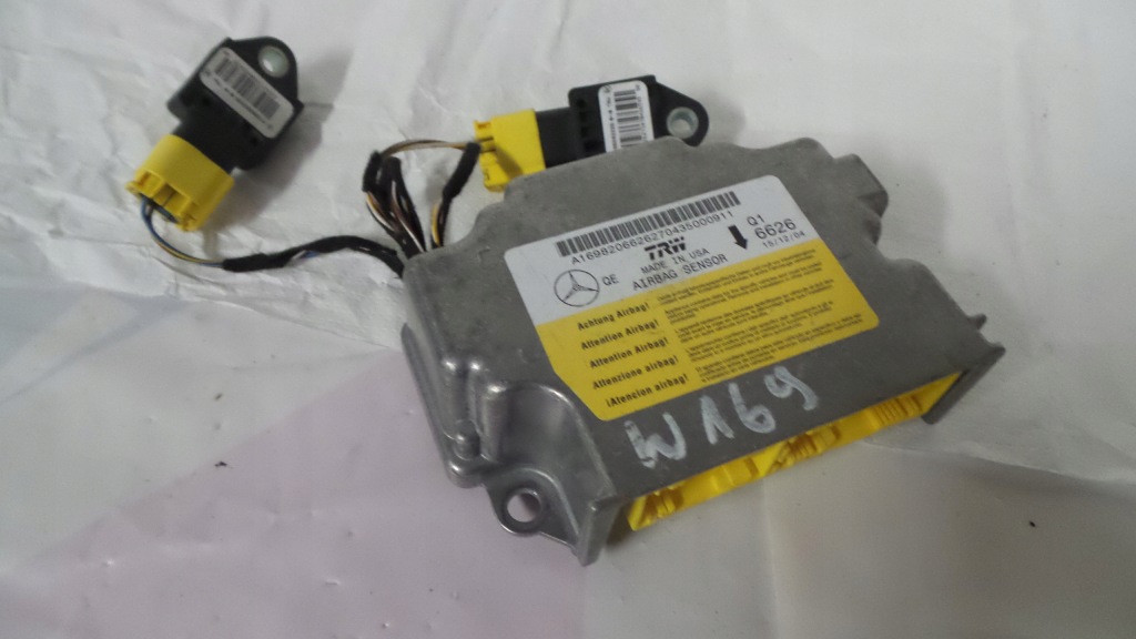 фото №1, Датчик подушка безопасности w169 a1698206626 mercedes a b