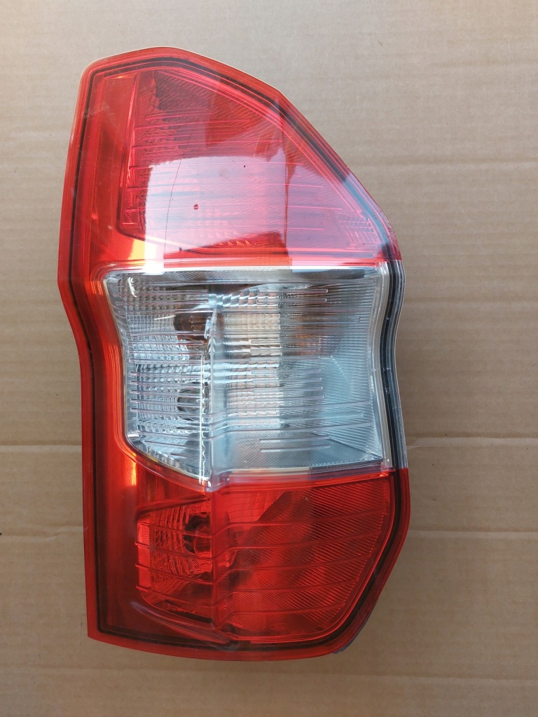 фото №1, Ford courier 1.5tdci 22r лампа лівий задня оригінал