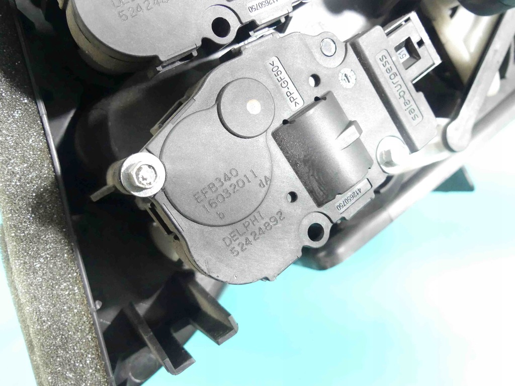 фото №8, Впуск воздуха отопителя porsche cayenne ii 7p5