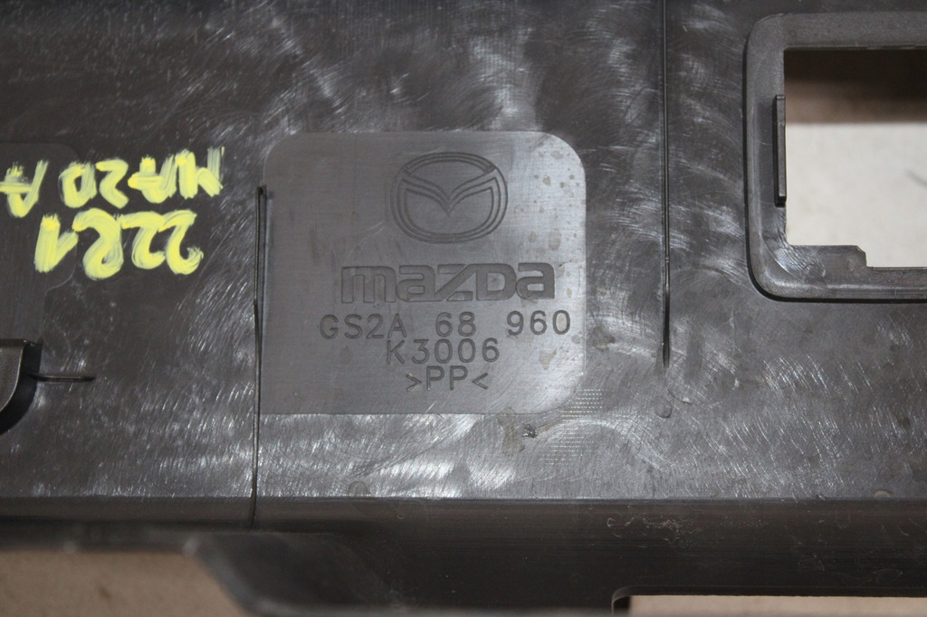 фото №7, Mazda 6 gh kombi 07r- обивка защита крышки багажника