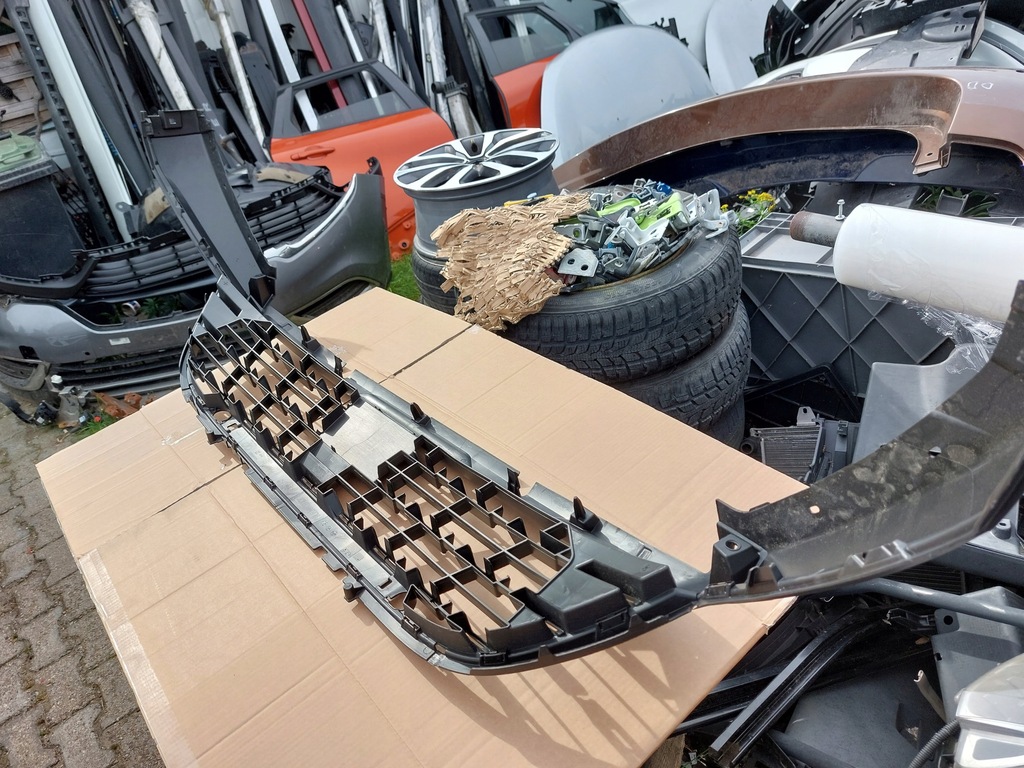 фото №5, Решітка dół бампера rprzód renault captur ii