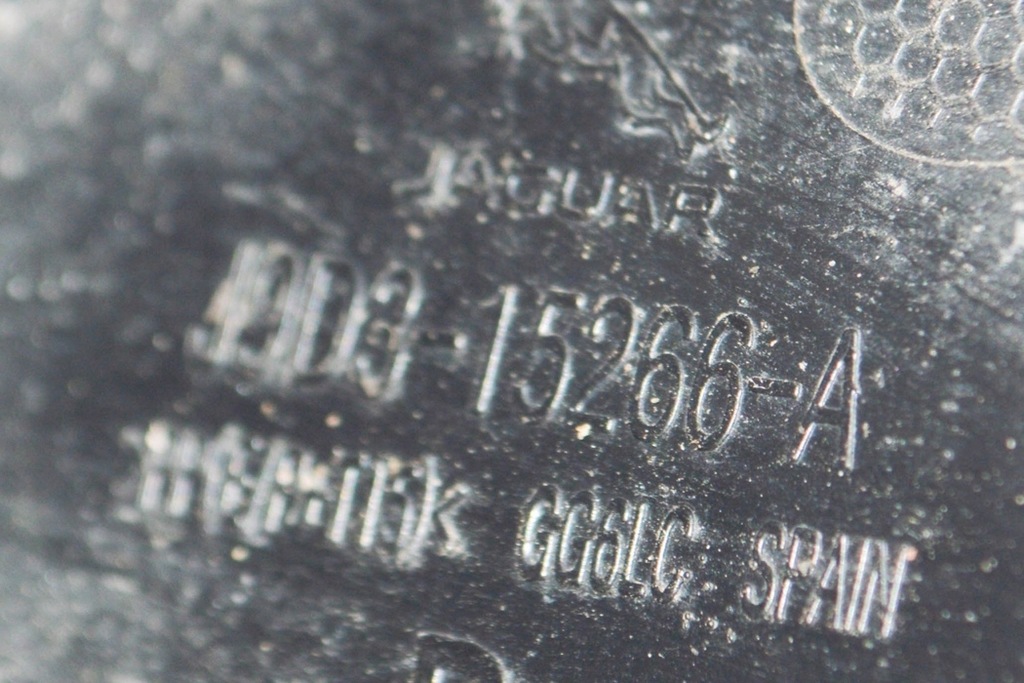 фото №6, Jaguar i-pace x590 ev400 awd передній правий кронштейн бампера j9d3-15267-a 2