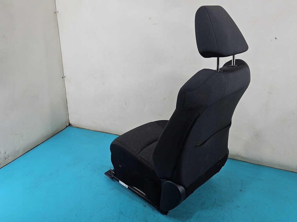 фото №7, Сиденье правый перед пассажира toyota rav4 v 5d europa