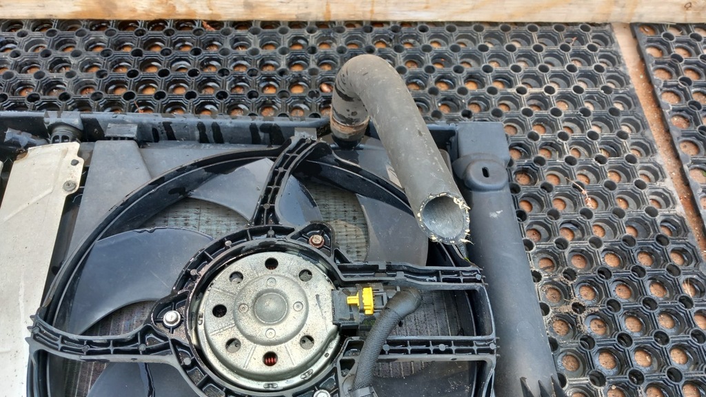 фото №8, Peugeot 207 1.6b pas передний комплект