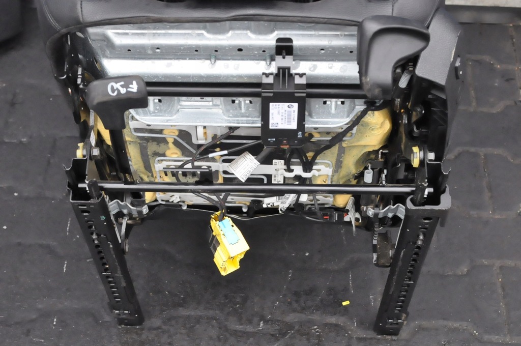 фото №15, Bmw f31 сиденья заднее сиденье механический