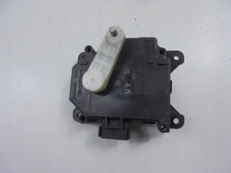 фото №8, Subaru tribeca i b9 моторчик кришка обігрівача