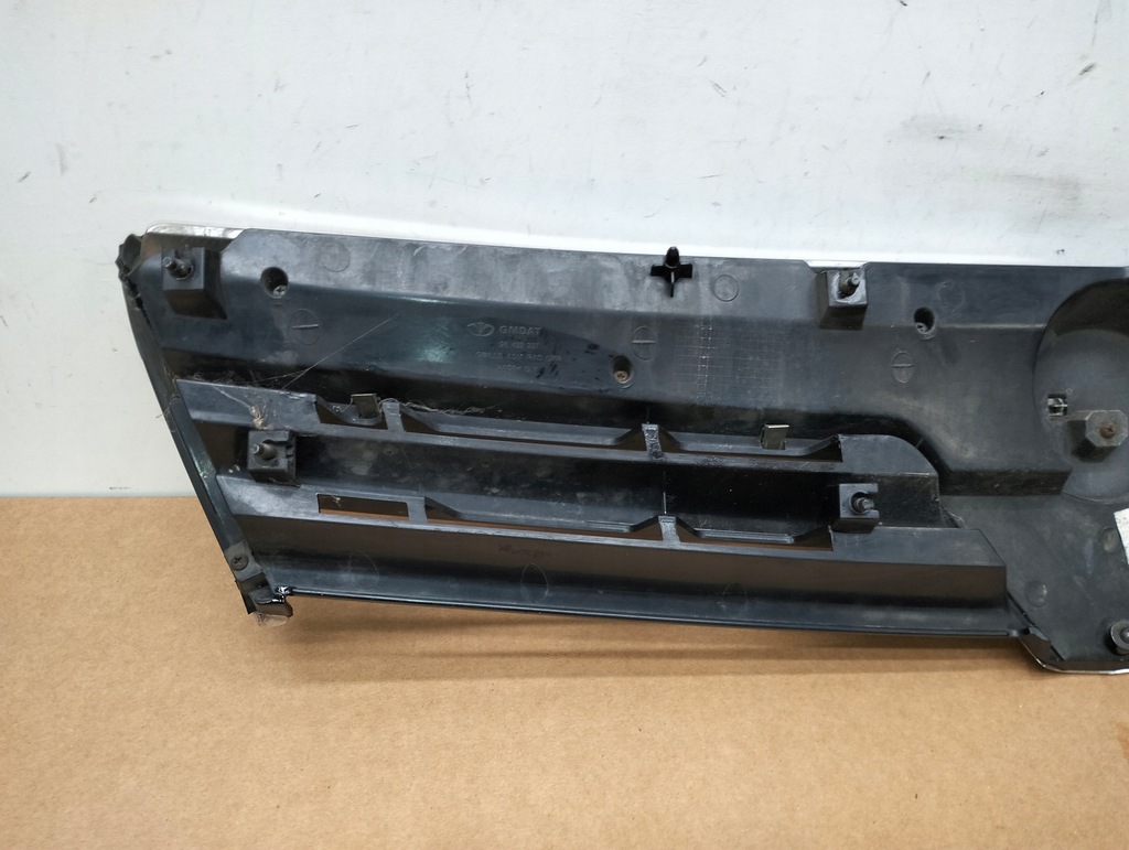 фото №8, Решітка радіатора решітка радіатора бампера перед opel antara 06-10 96433237