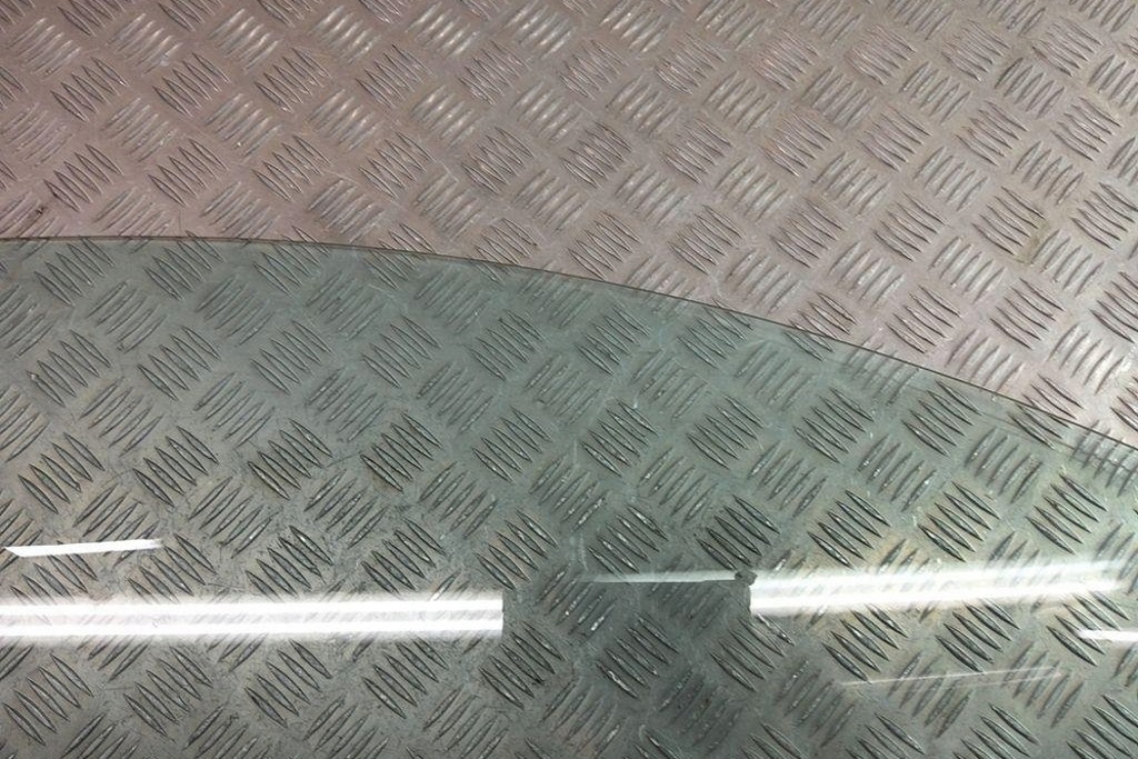 фото №11, Скло правих передніх двері mazda 6 хетчбек gh 43r00014 2.0l дизель