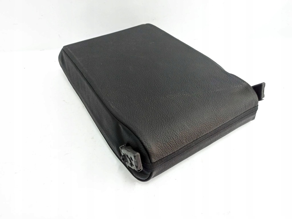 фото №9, Mercedes-benz c w203 2004 з задній підлокітники