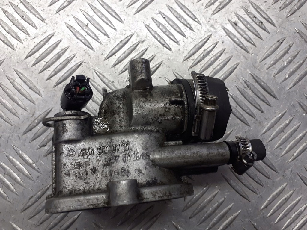 фото №1, Термостат mercedes w203 2.2 cdi a6462000715