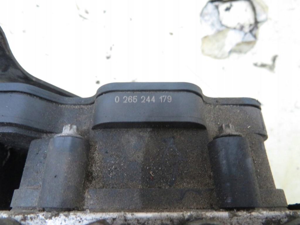 Насос abs peugeot 308 t9 1.6 e-hdi 9809264780 с Разборки