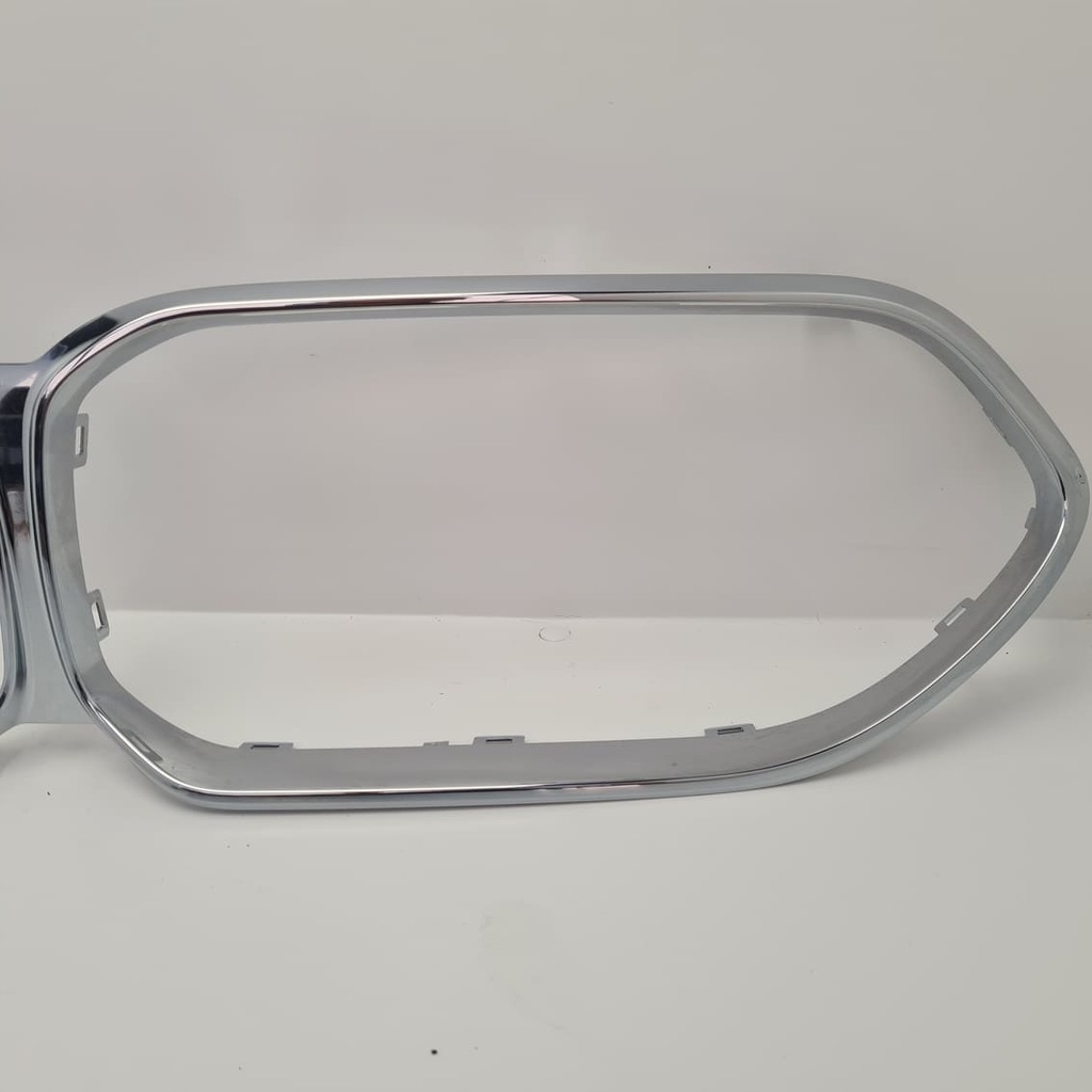 фото №5, Bmw 1 2 f40 f44 решітка радіатора решітка радіатора решітки радіатора перед хром