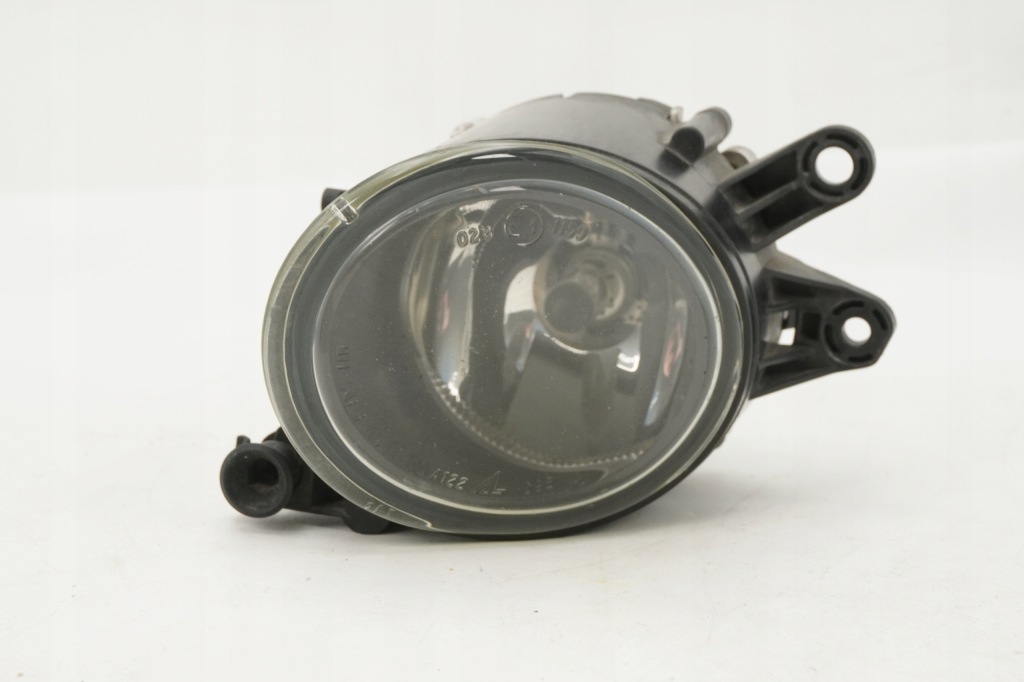 фото №1, Лампа противотуманная фара левый audi a4 b6 8e0941699b