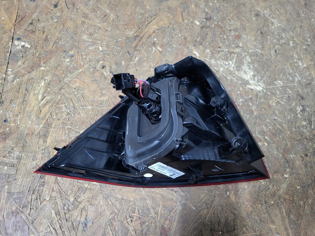 Купити Vw golf vii 7 hb лампа задня задня права