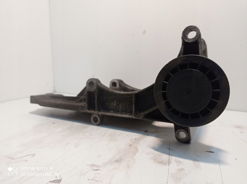 Mercedes sl r129 кронштейн генератора r104155063 Оригинал