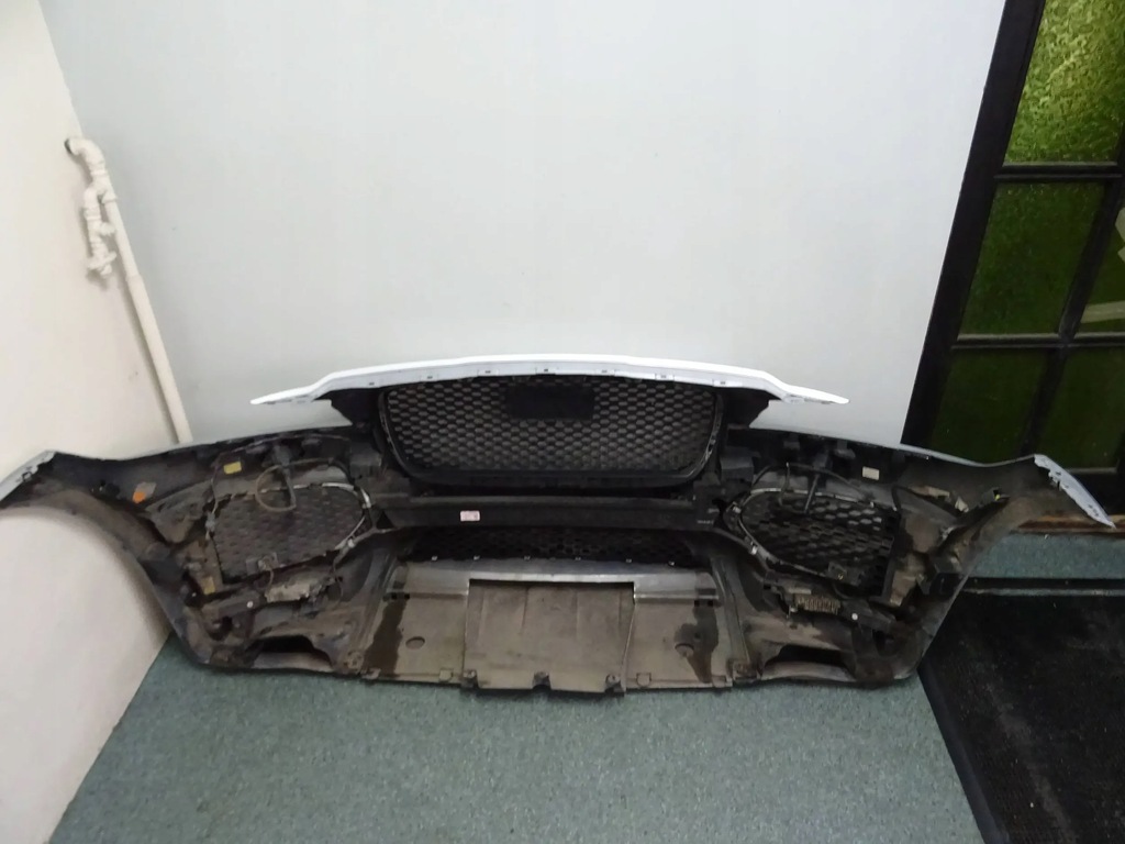 фото №10, Jaguar f-pace x761 бампер передній r-sport pod радар