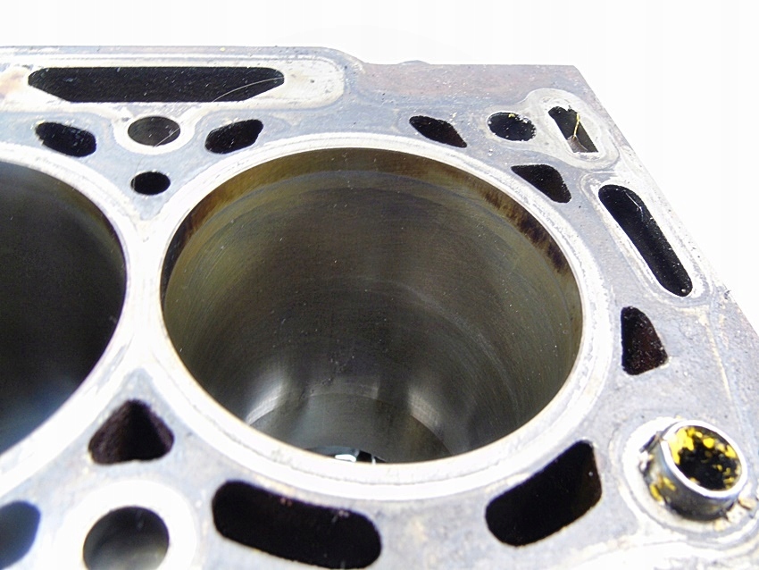 фото №8, Блок двигателя nfu 1.6 16v 307 c4 207 xsara c3 206