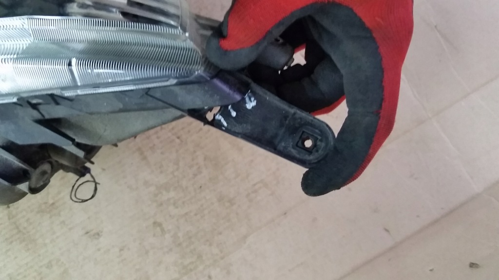 фото №6, Лампа правий перед mitsubishi space star ii 2013-