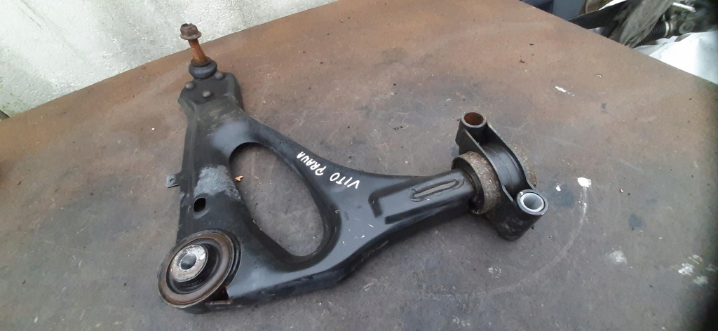 фото №5, Рычаг правый перед vito mercedes w447