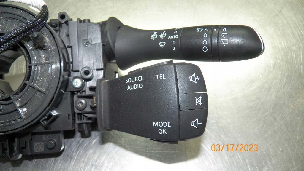 фото №3, Переключатель комбинированный renault kadjar 255678341r