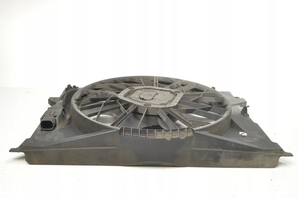 Mercedes w211 2.2 cdi вентилятор радиатора 3135103521 Недорого