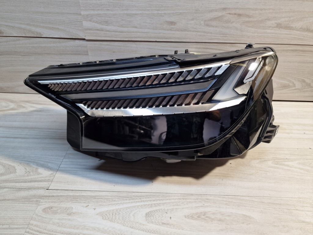 фото №1, Audi q4 e-tron matrix full led 21- лампа левая eu