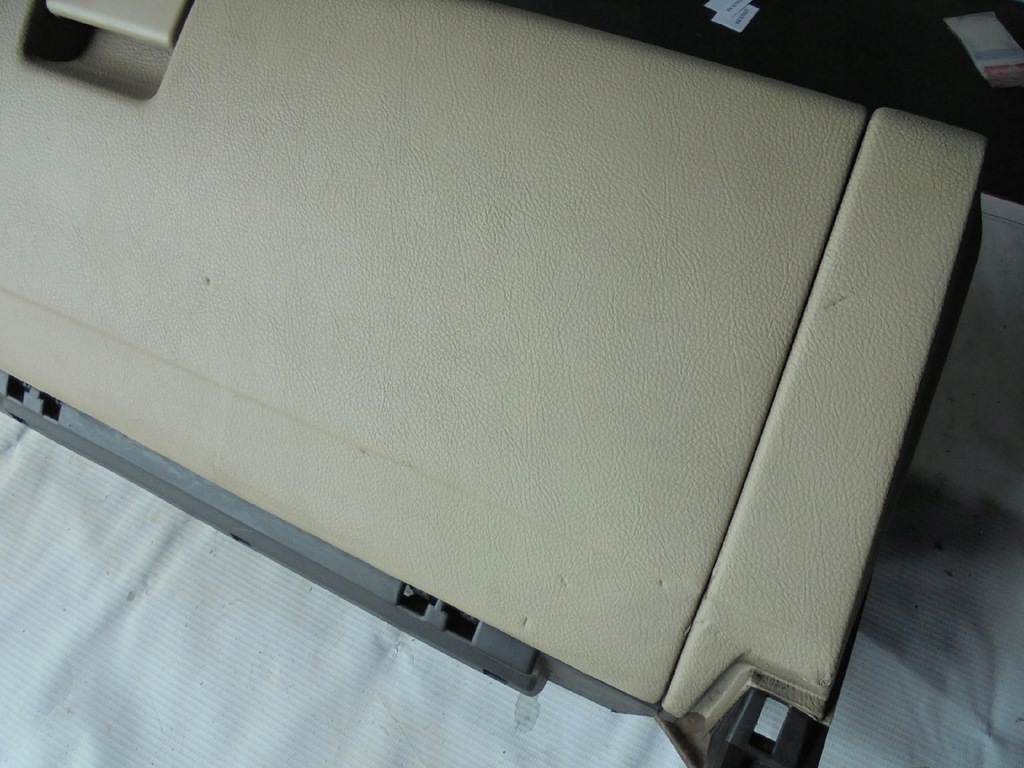 фото №3, Бардачок пассажира lexus rx ii 400h 2007