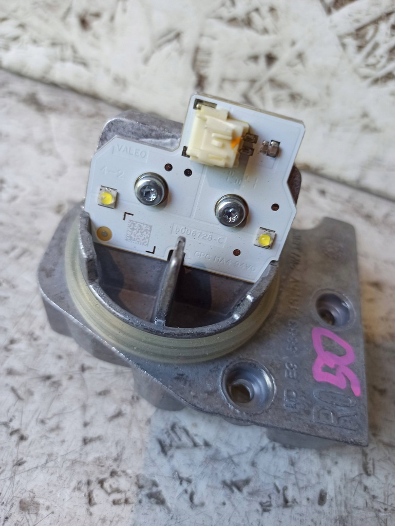 фото №3, Bwm x1 e84 модуль jeż перетворювач led кільце правий