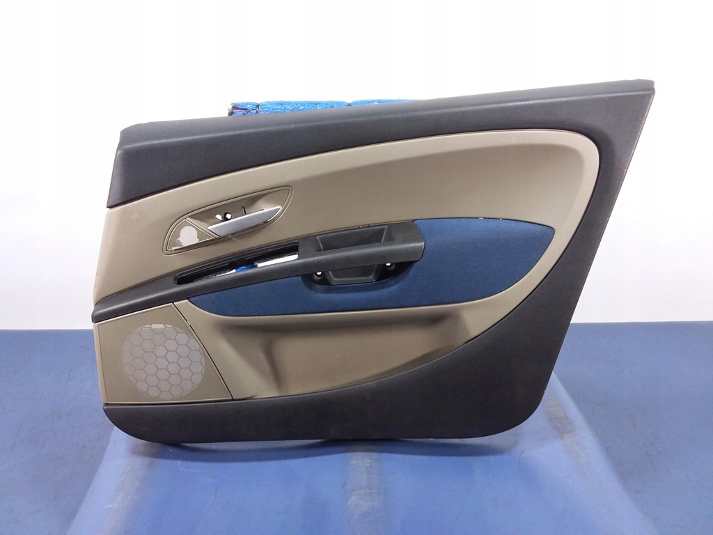 фото №1, Fiat grande punto 5d оббивка двері перед права