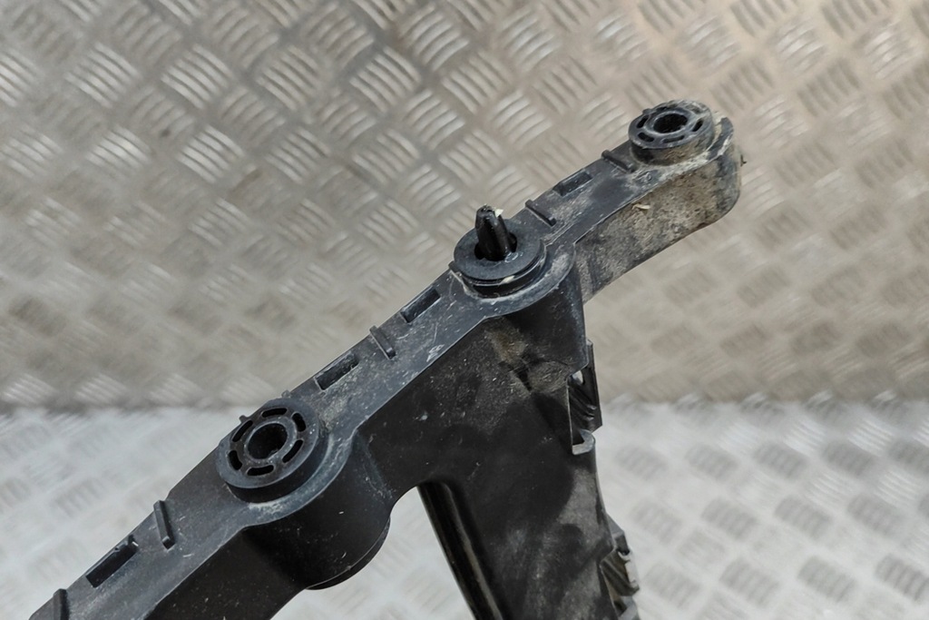 фото №6, Jaguar f-pace x761 задній лівий кронштейн бампера hk83-17b931-ae 2020 2458635