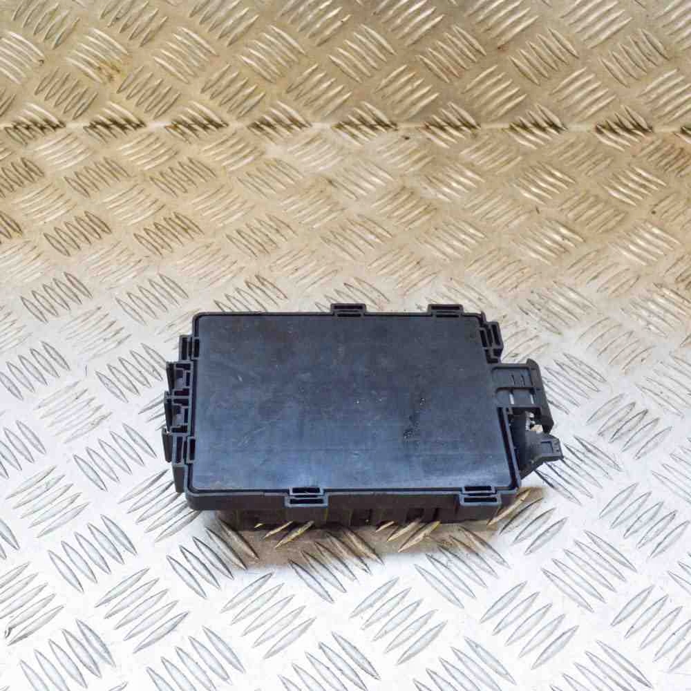 Коробка предохранителей tesla model s 109440900e 10808397 2017 Цена