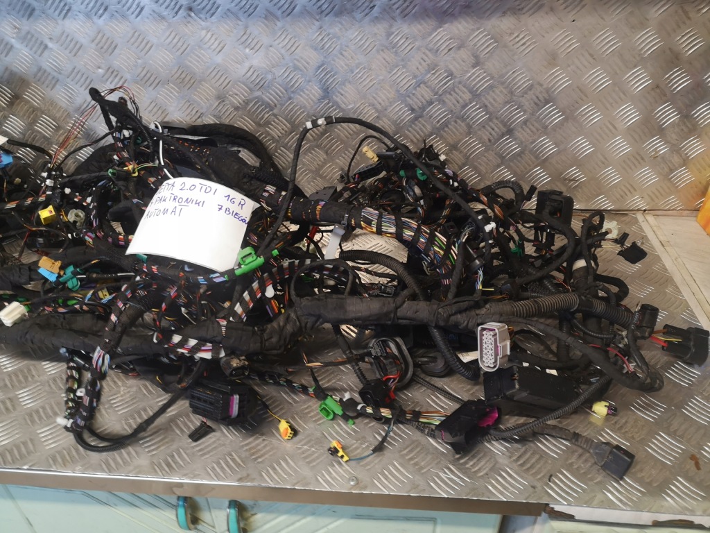 фото №4, Vw jetta 2016 r 2.0 tdi dsg 7 передача электропроводка компьютер