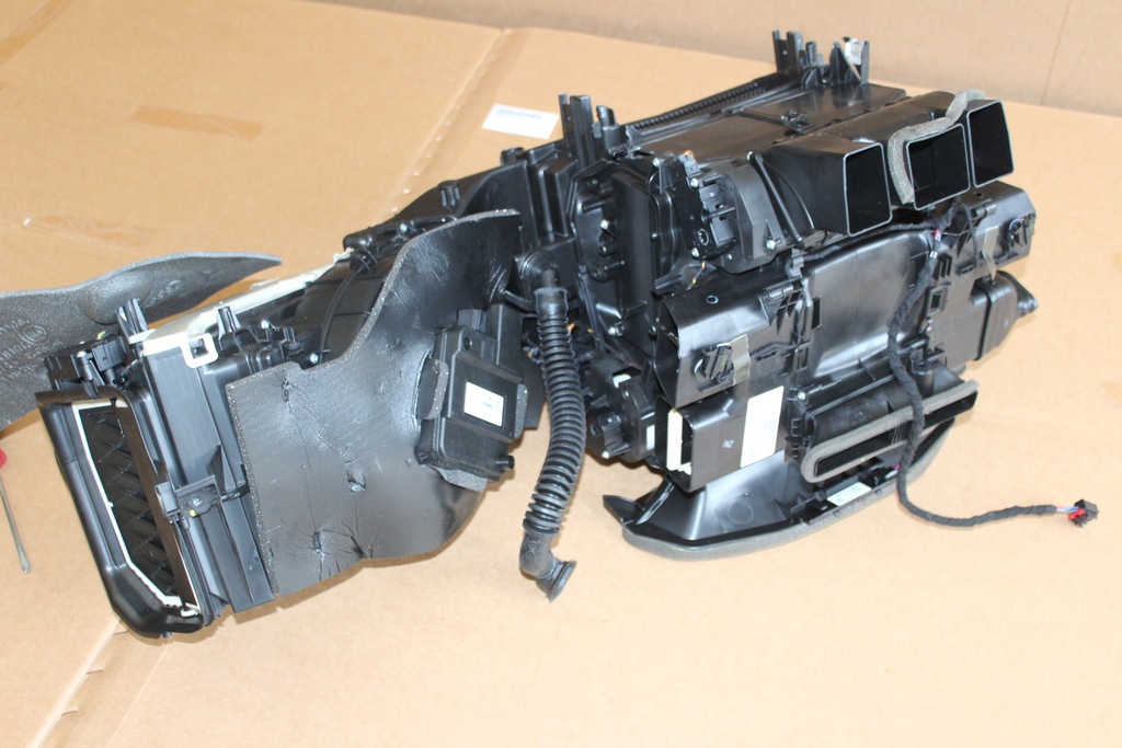 фото №7, Обігрівач комплектна audi rs5 f5 8w