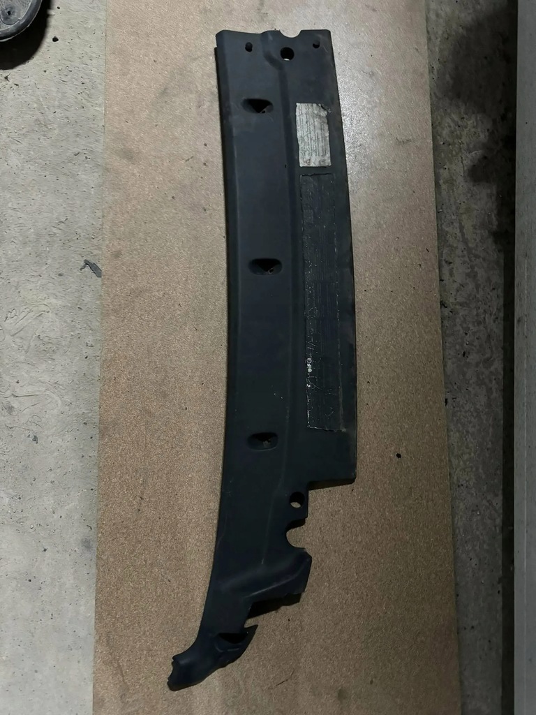 фото №1, Защита жабо правое renault master ii 8200121691