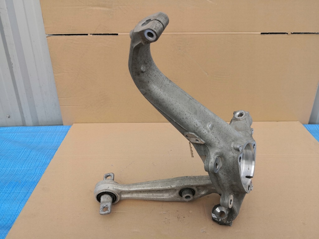 фото №8, Tesla 3 поворотний кулак передня права + важіль нижній