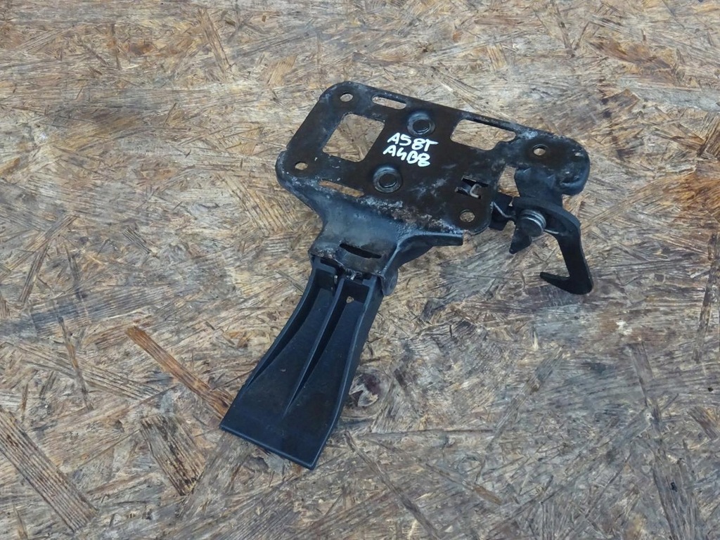 фото №11, Audi s5 a5 8t a4 b8 замок засов капот 8t0823480