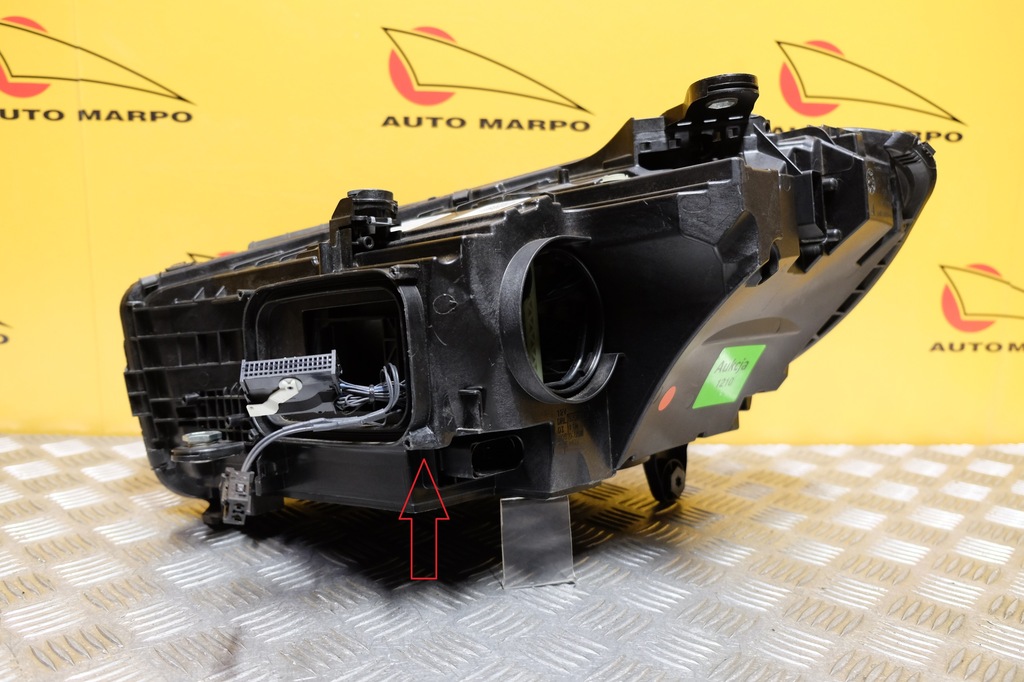 фото №10, Mercedes c-klas w206 2021- фара лампа full led правая usa