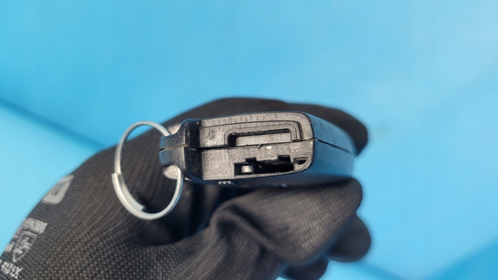 фото №7, Dodge challenger sxt 19r ключ pilot комплект 2szt 68394195aa