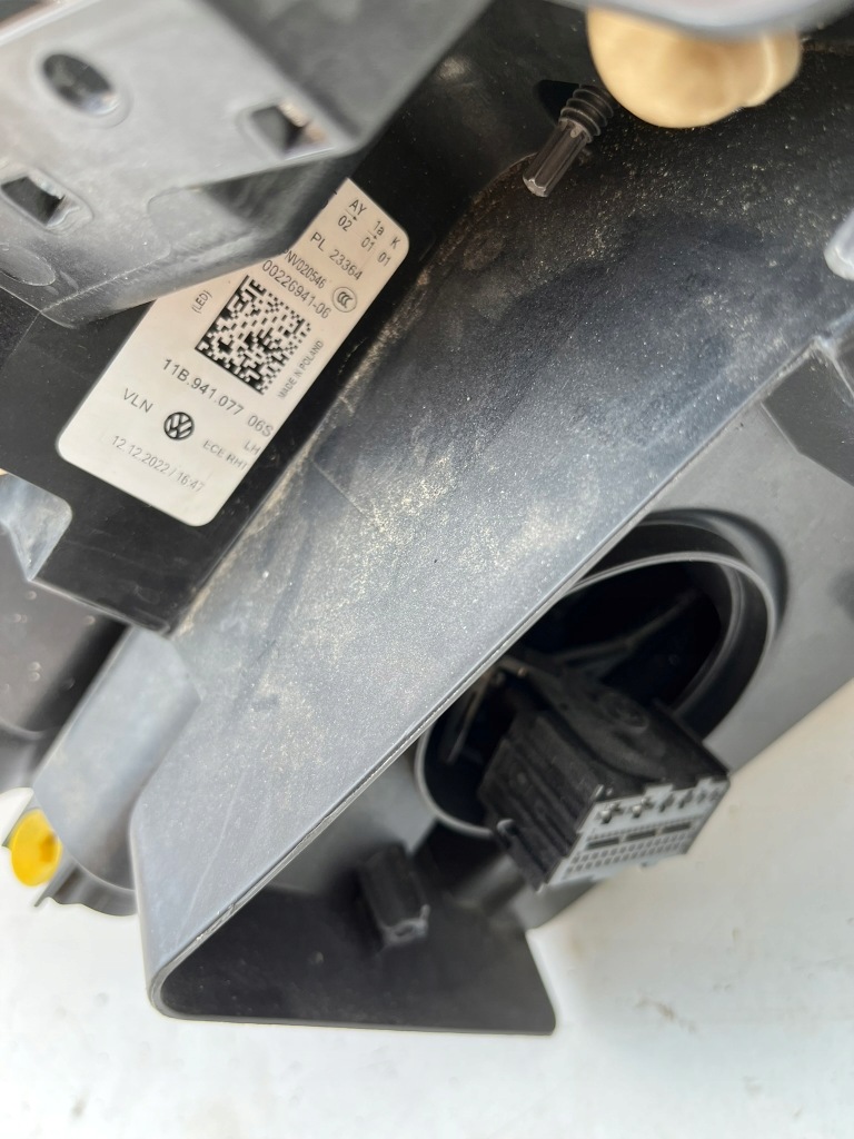 Vw id4 full led фара передняя с Разборки
