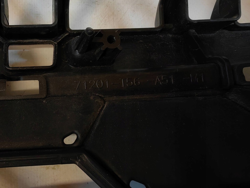 Honda civic xi e - решётка радиатора решётка  polecam Киев