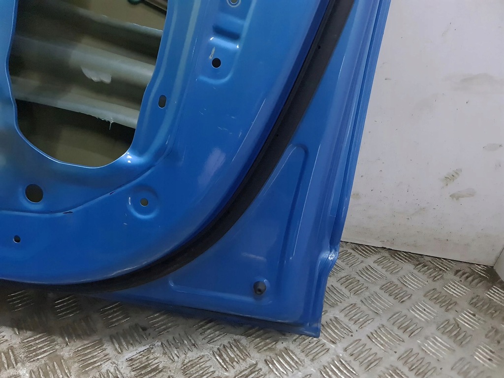 фото №15, Hyundai kona i 2019 правая сторона дверь передние