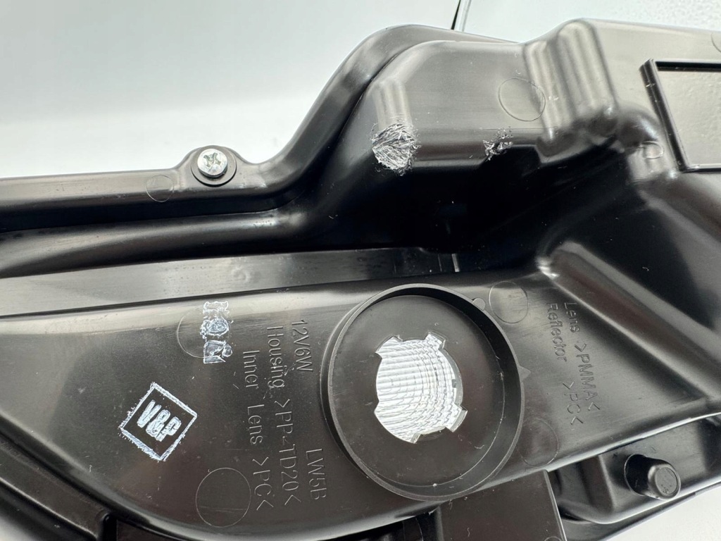 Toyota yaris cross лампа денна ліва звичайна 8144b-0d160 Київ