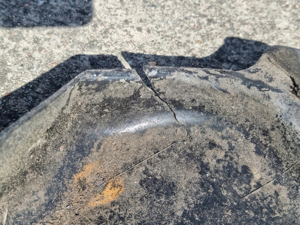 Mercedes e klasa 211 a211 w211 amg плита pod бампер передняя перед Недорого