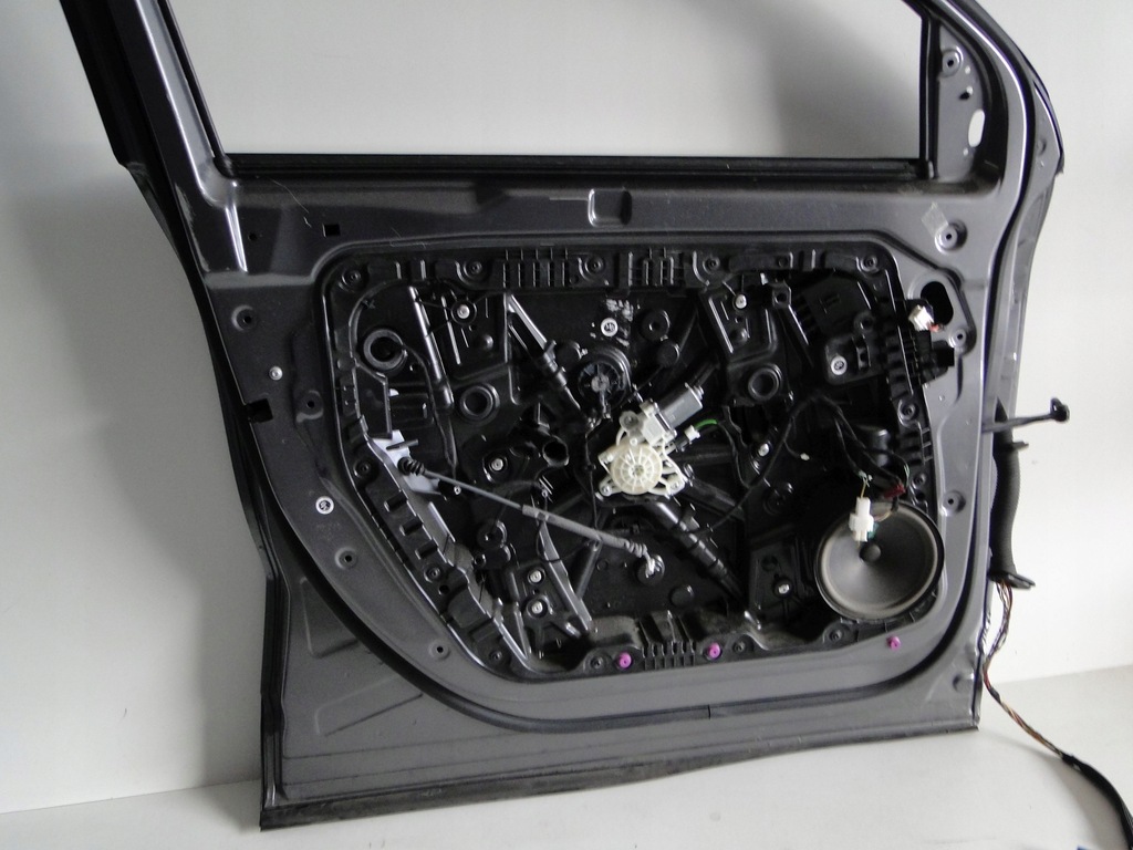 фото №13, Mercedes gla h247 247 дверь перед передние левая 787