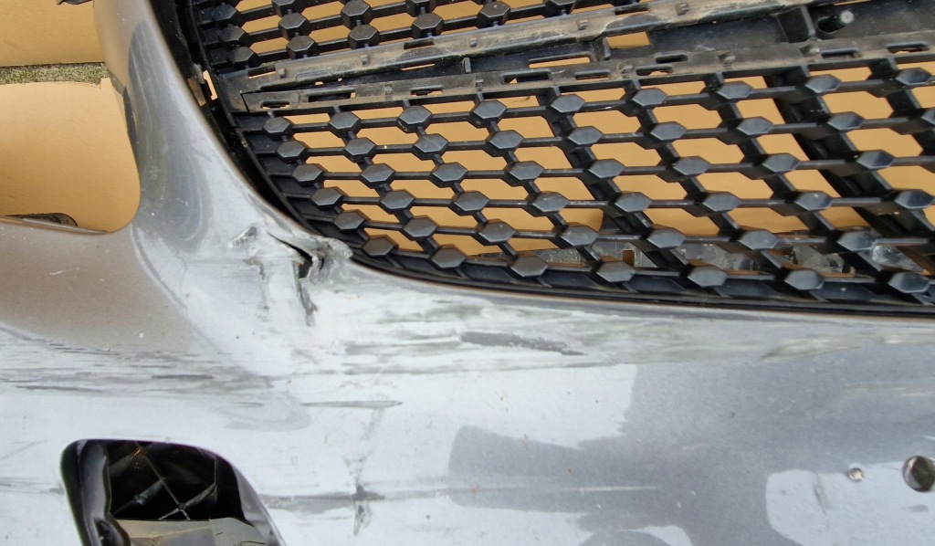 Купити Mercedes a klasa w176 бампер перед передній