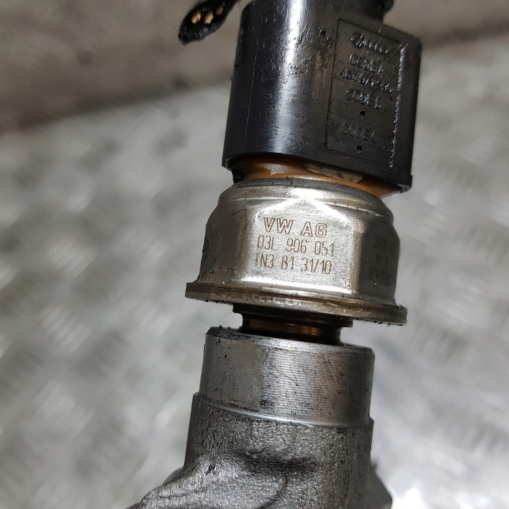 фото №5, Молдинг впрыскная skoda roomster