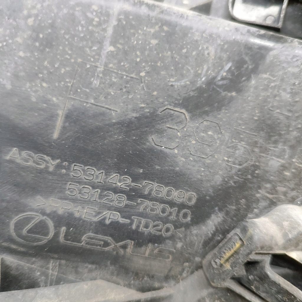 фото №6, Lexus nx 2020 левая сторона решётка радиатора радиатора / решётка радиатора